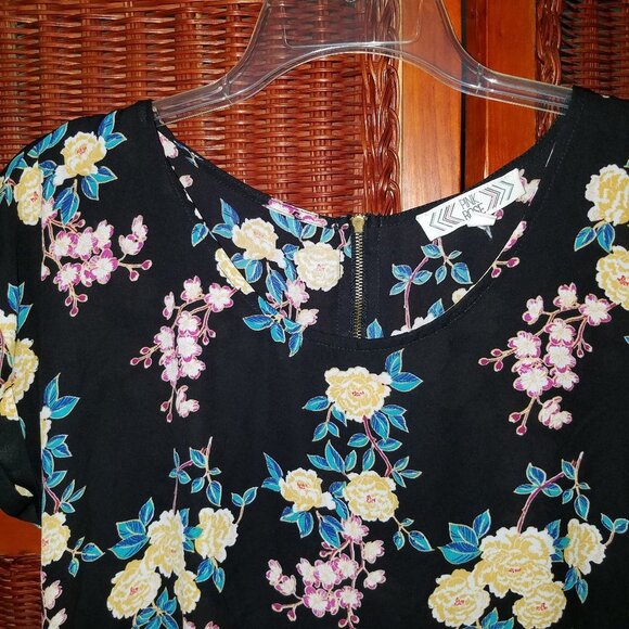 Pink Rose Beautiful Black Yellow Floral Sheer Cap Sleeve Blouse Medium - Picture 3 of 11
